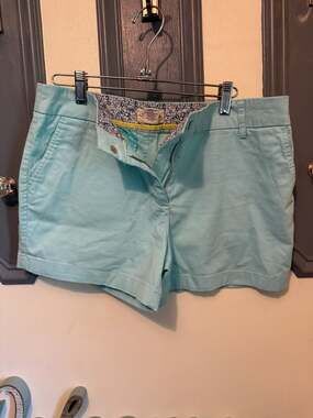 Cambridge Dry Goods Aqua Chino Shorts Size 8